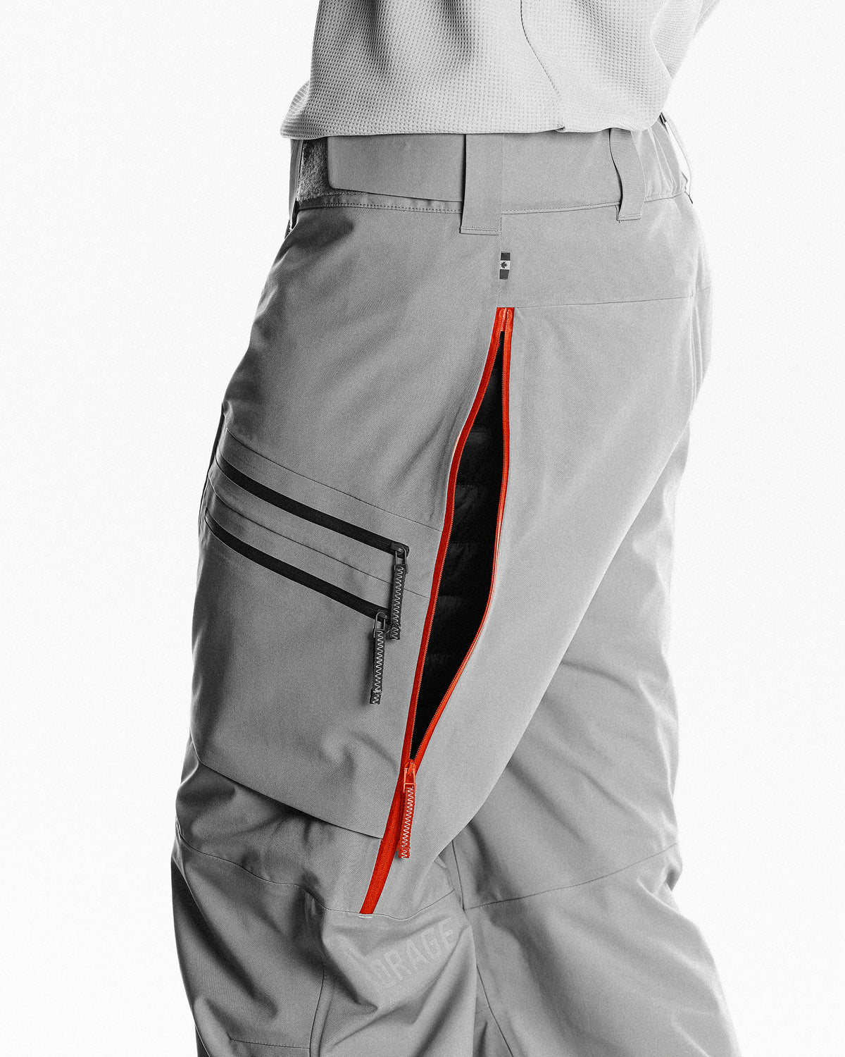 Outseam zipped vents